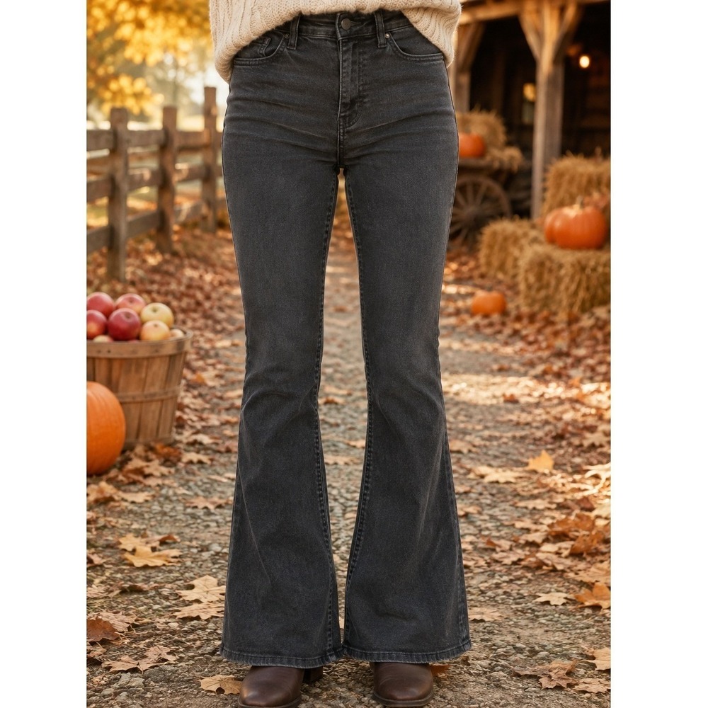 a.n.a a new approach Womens High Rise Flare Jeans Washed Black Size 4